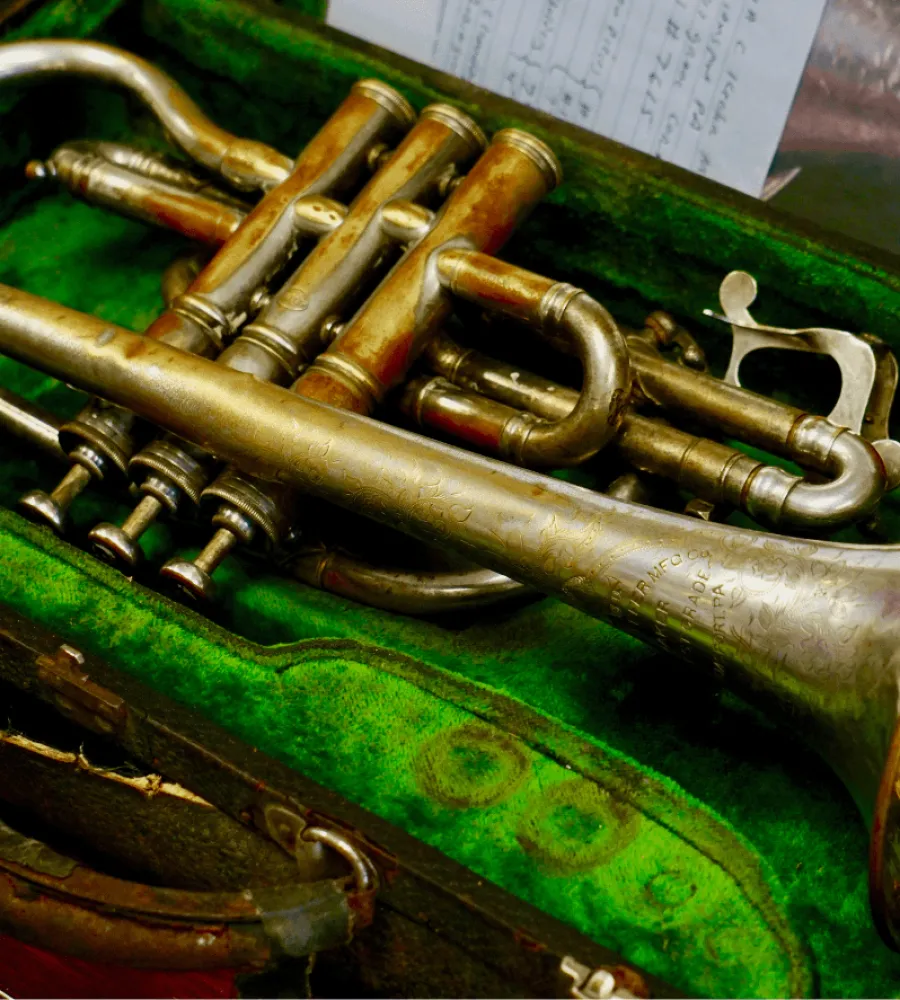 Antike Musikinstrumente